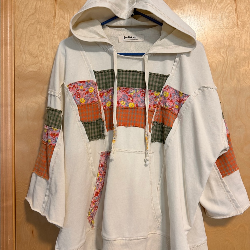 Wanderwest Hoodie Pullover - cream size small - NWOT - Three Birds Nest - Picture 2 of 6
